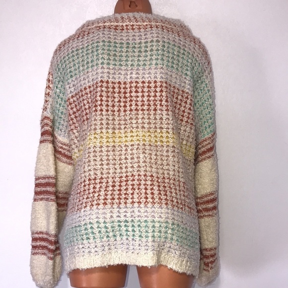 HOMEBODY V NECK FLUFFY/SHAGGY FAUX FUR SWEATER SIZE SMALL - Picture 5 of 10